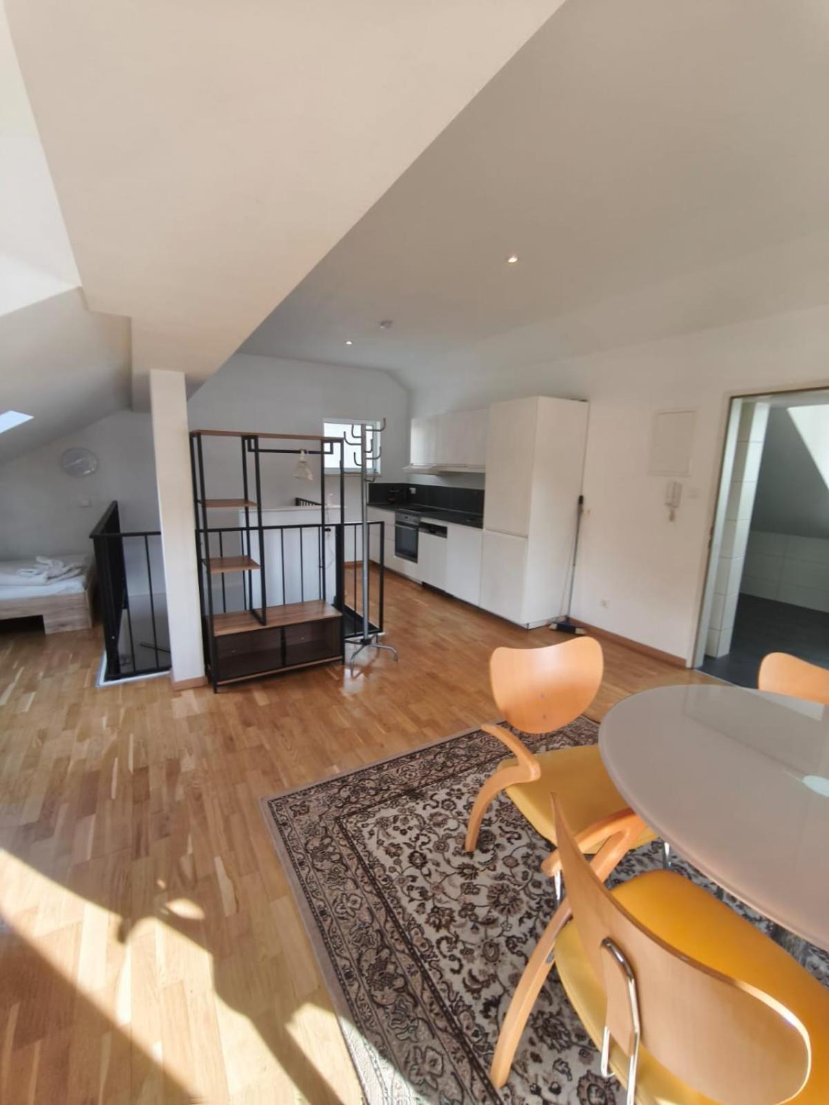 Ferienwohnungen Loft In Telfs Buitenkant foto