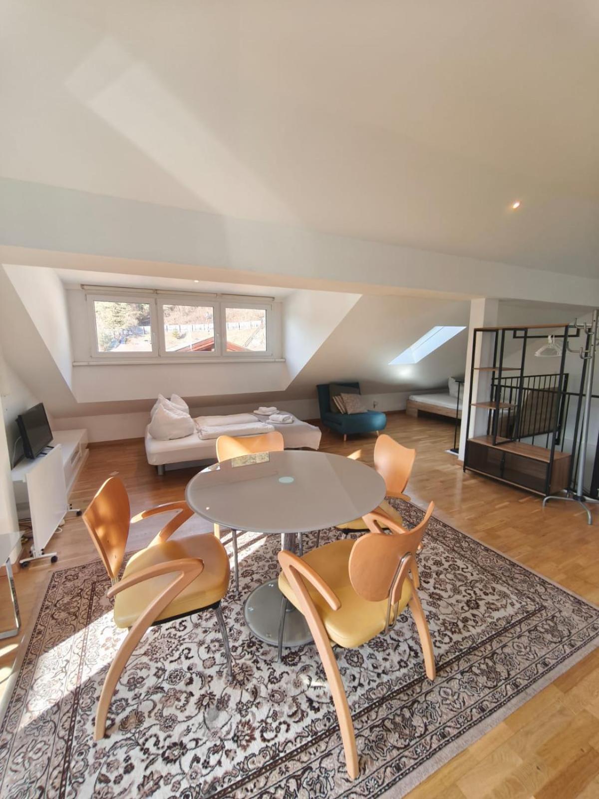 Ferienwohnungen Loft In Telfs Buitenkant foto